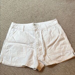 Forever 21 White Cargo Shorts Relaxed Fit